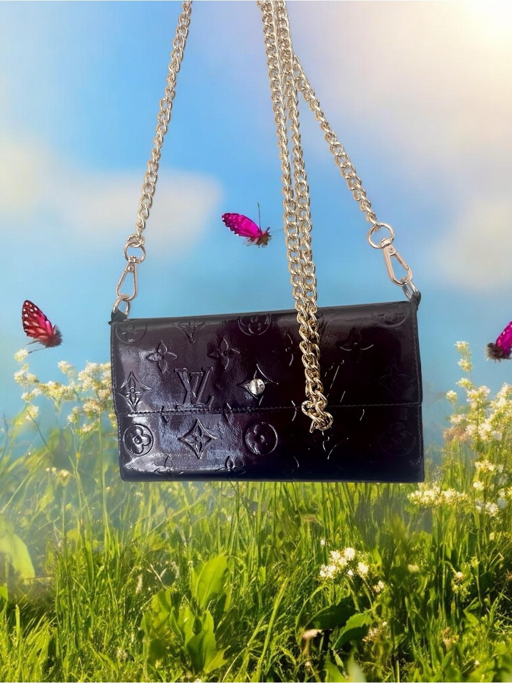 Louis Vuitton Sarah Wallet